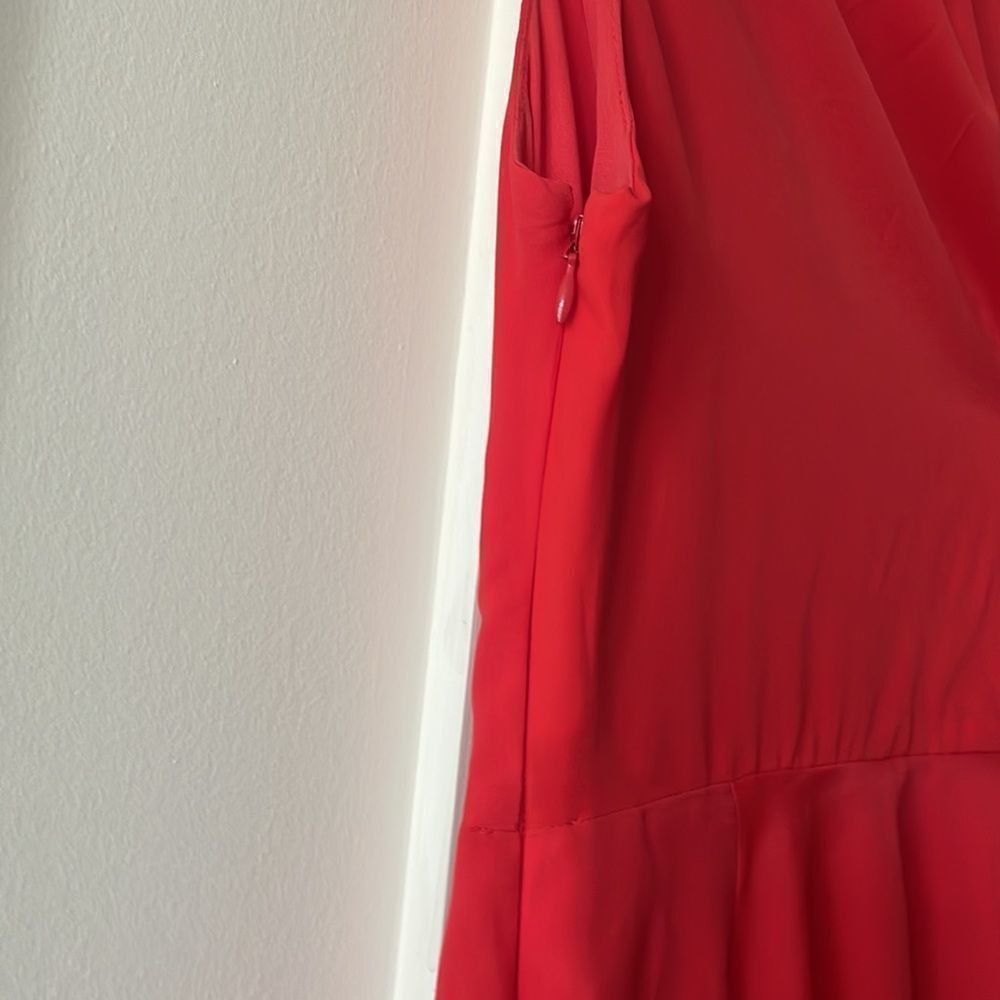 Red Express Dress - Picture 9 of 9